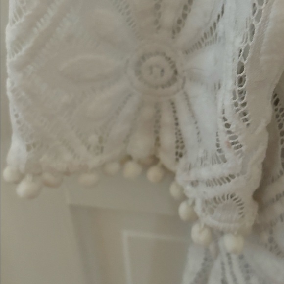 Lilly Pulitzer white lace floral tunic dress - Picture 2 of 6